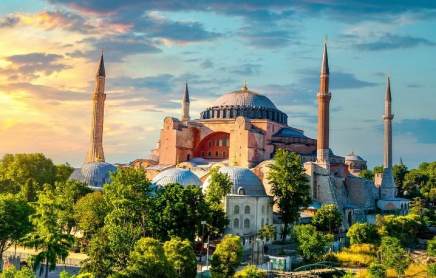 Turkey 10 Day Tour of Iconic Landmarks, Cultural Treasures, and Natural Wonders