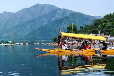 Kashmir tour package from chandigarh 2