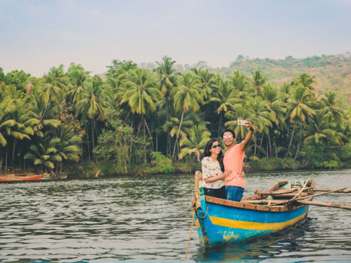 kerala honeymoon boot house price