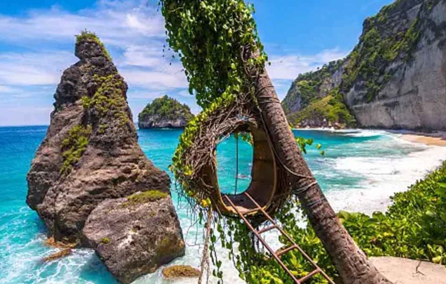 Bali Tour: From Benoa Beach to Uluwatu Sunset and Kintamani Volcano