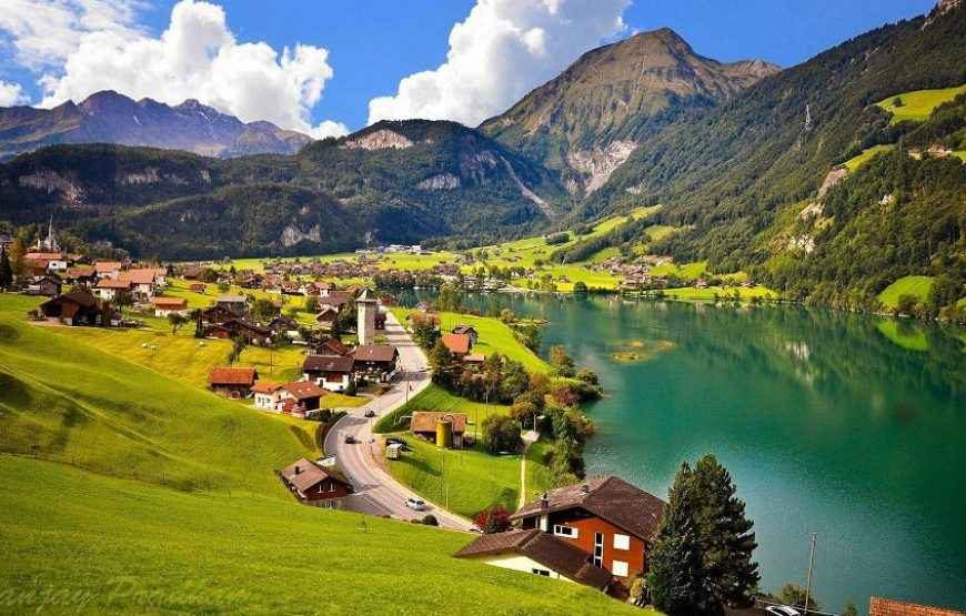 Paris to Switzerland Tour: Discover Iconic Sights and Scenic Adventures